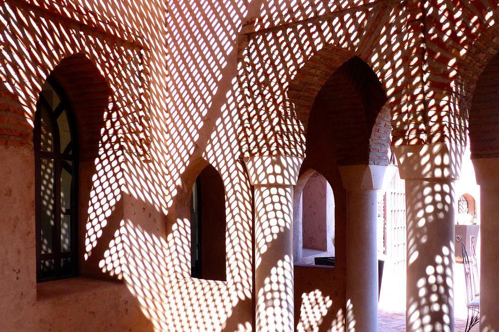 Le Cazar Hotel El Ain Eksteriør billede