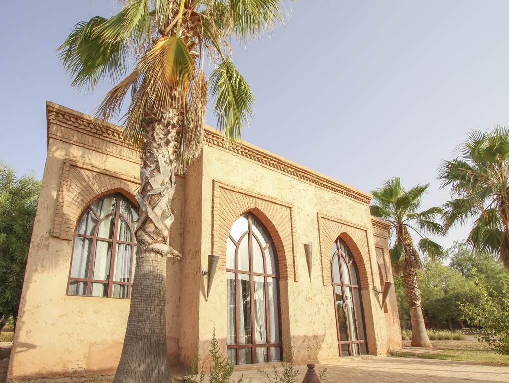Le Cazar Hotel El Ain Eksteriør billede